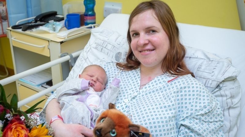 První ostravské miminko nového roku se narodilo patnáct minut po půlnoci